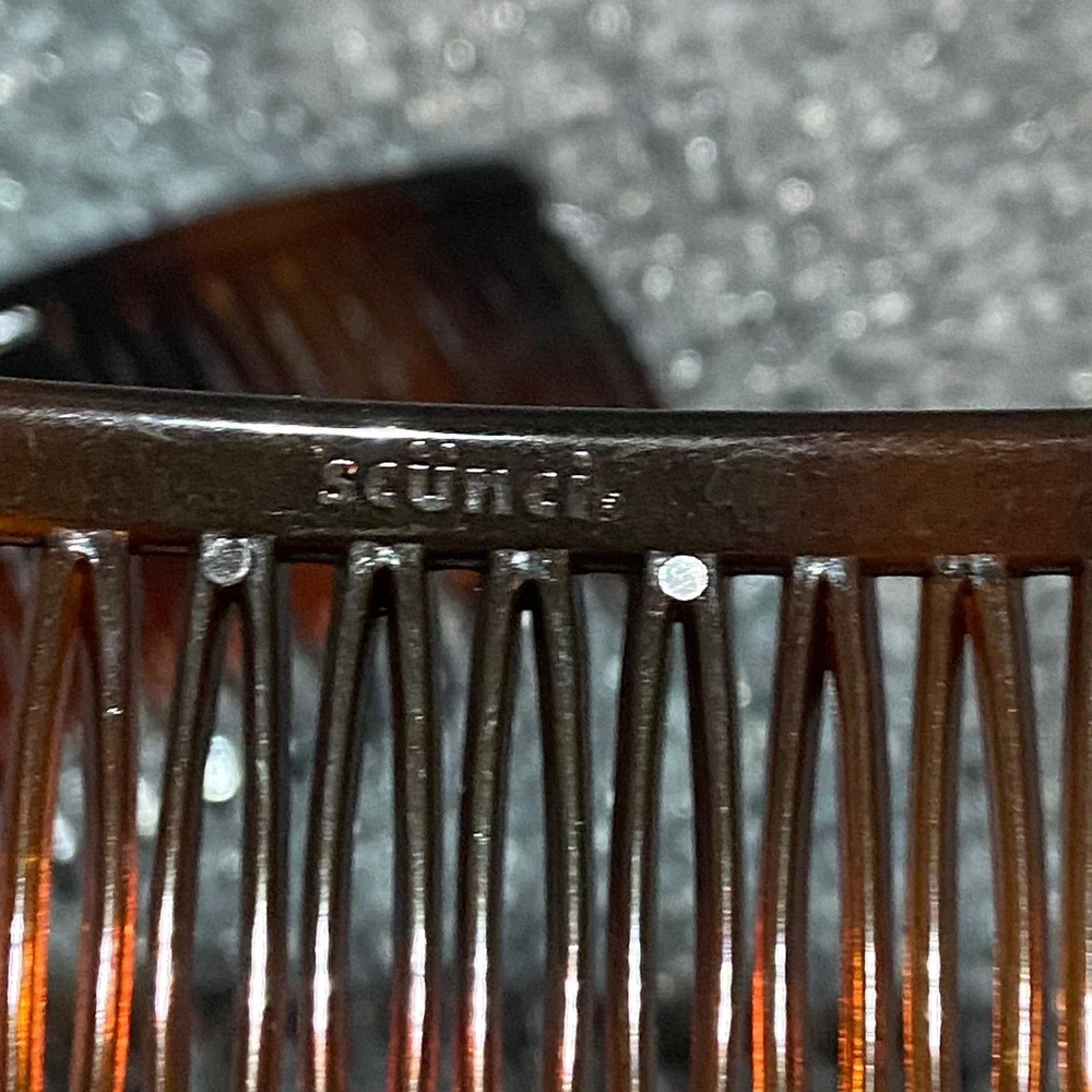 Scunci Tortoiseshell Hair Accessory Set 2 Side Combs 1 Leaf Banana Clip 90s Y2K